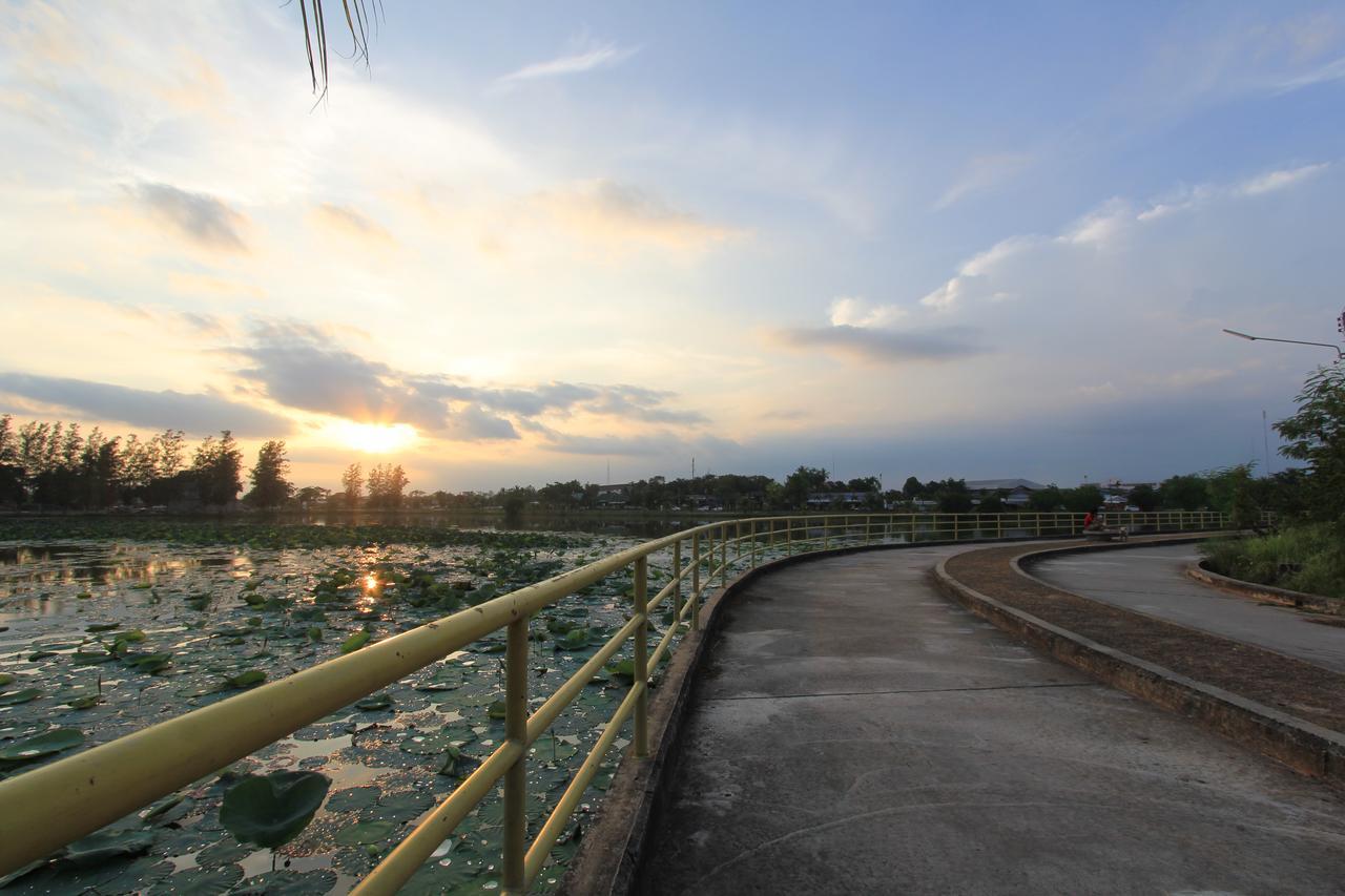 โรงแรมนางรอง Ngoại thất bức ảnh